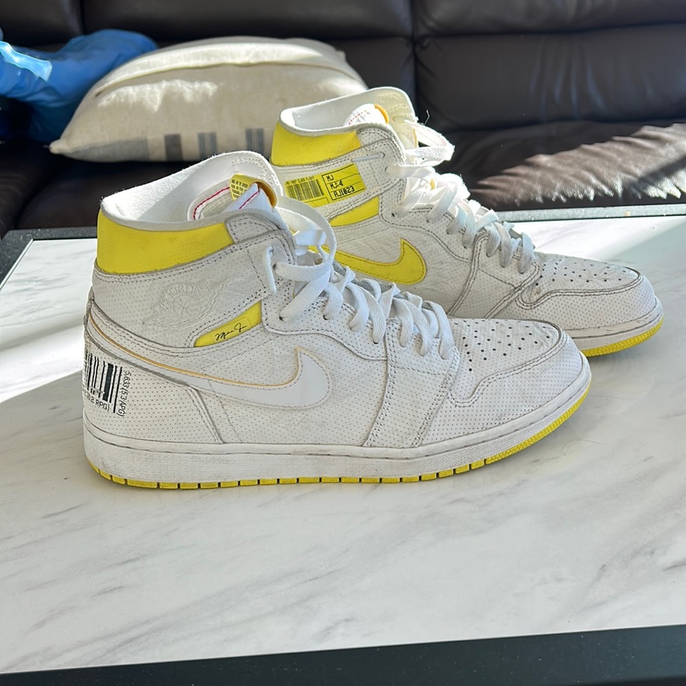 Jordan 1 retro High First Class Flight. Size 11.5 Goat and StockX verified.